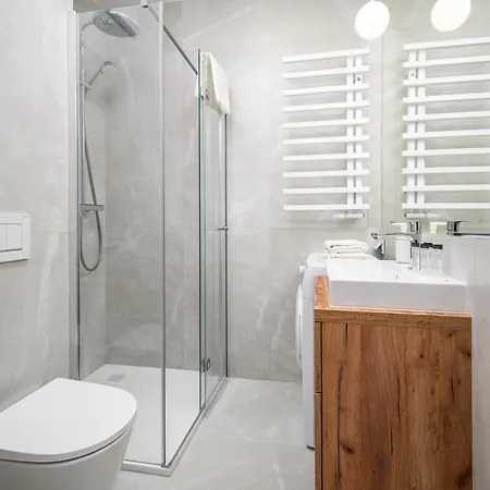 Pileckiego 59 Free Parking By Perfect