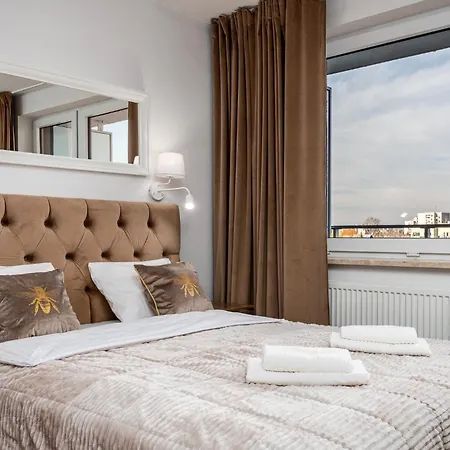 Pileckiego 59 Free Parking By Perfect *