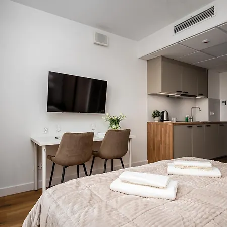 Pileckiego 59 Free Parking By Perfect *