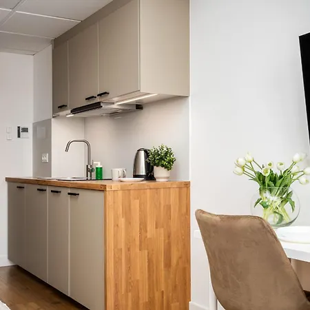 Pileckiego 59 Free Parking By Perfect * Warsaw