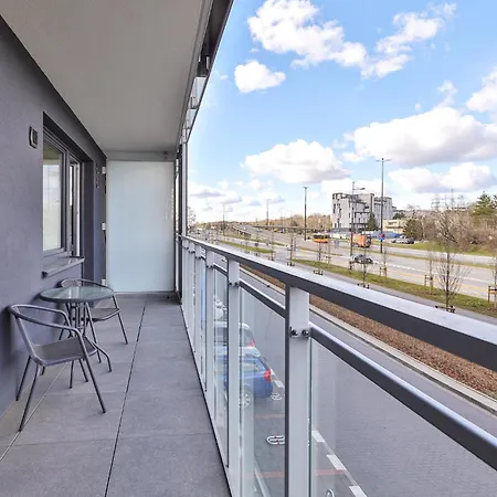 Pileckiego 59 Free Parking By Perfect * Warschau