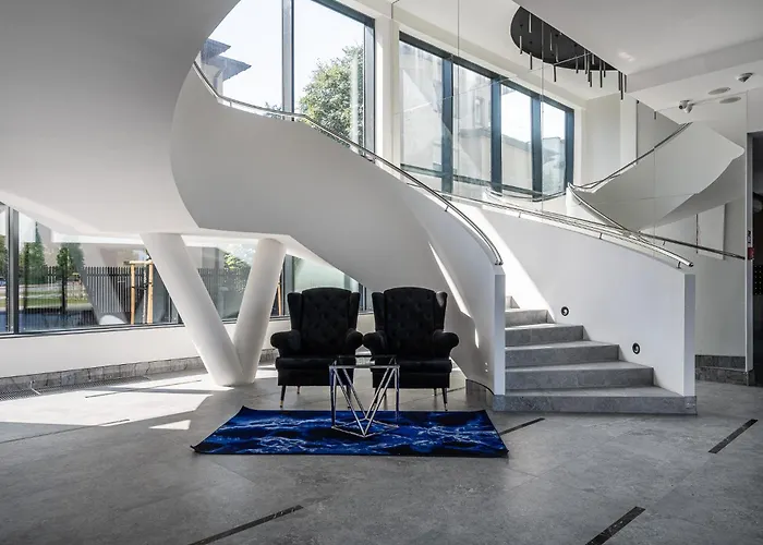 Pileckiego 59 Free Parking By Perfect