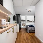 Pileckiego 59 Free Parking By Perfect Warszawa